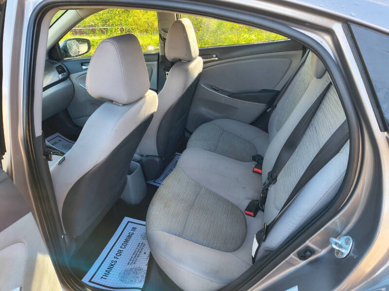 2017 Hyundai Accent SE