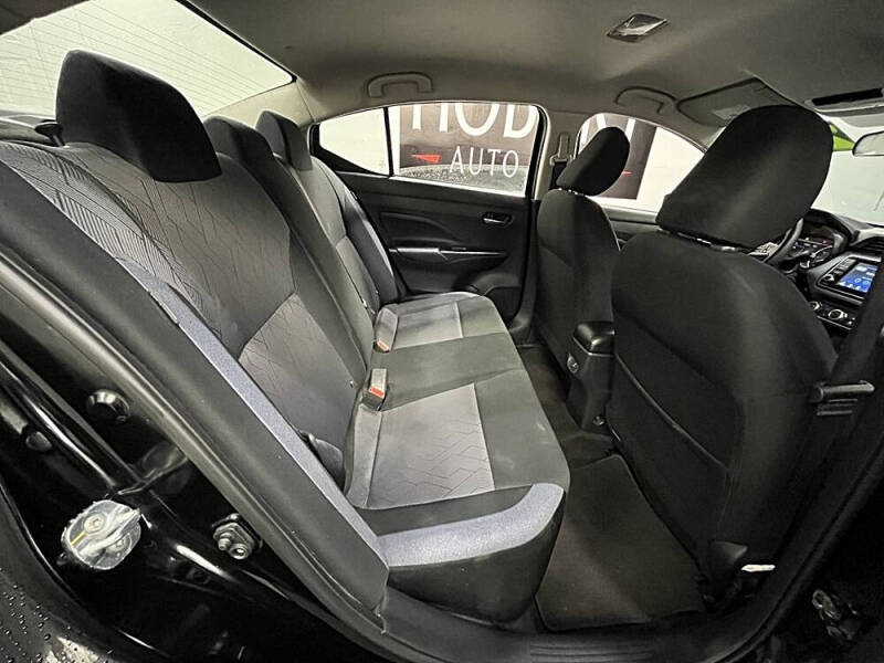 2024 Nissan Versa SV