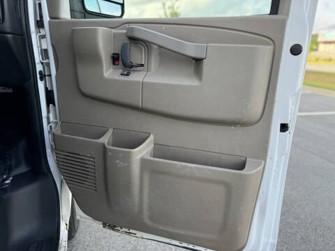 2016 Chevrolet Express 2500