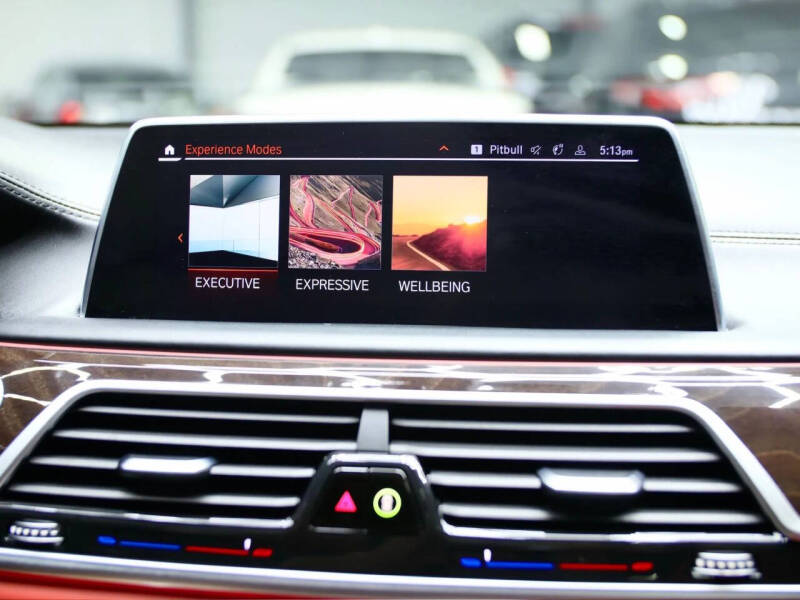 2022 BMW 7 Series 740i xDrive