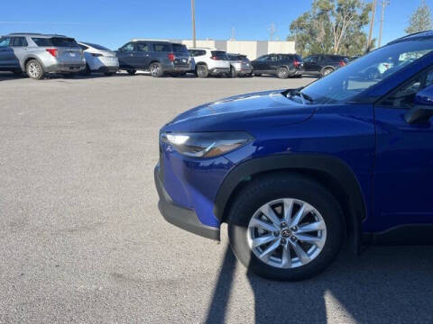 2024 Toyota Corolla Cross LE