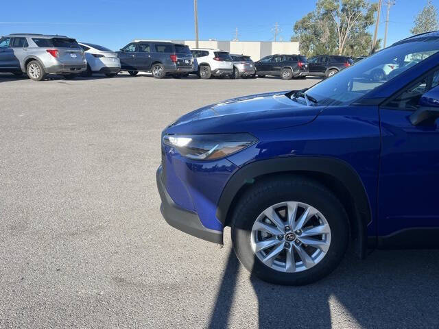 2024 Toyota Corolla Cross LE