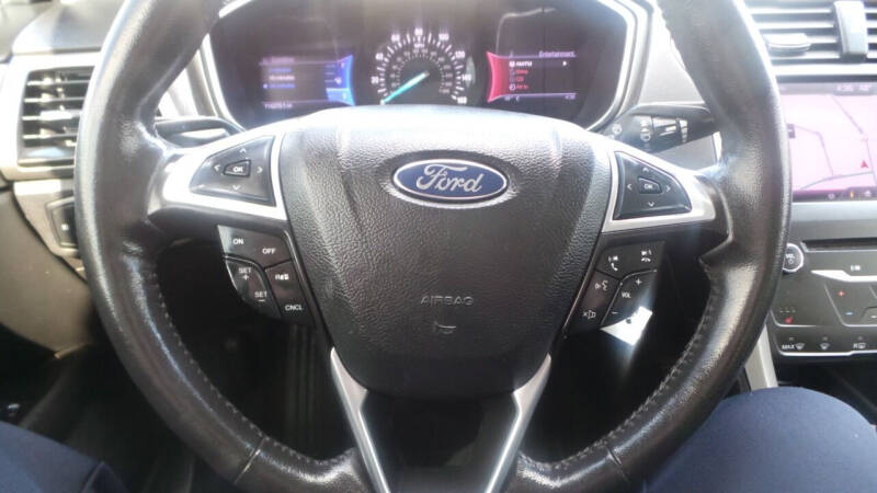 2013 Ford Fusion SE