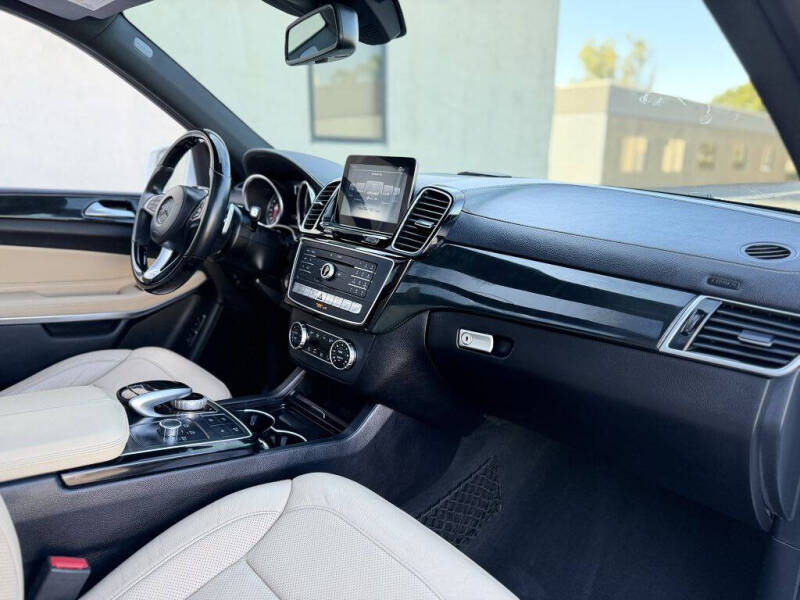 2017 Mercedes-Benz GLS GLS 550