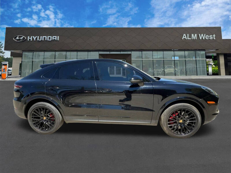 2022 Porsche Cayenne