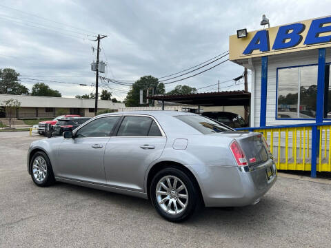 2014 Chrysler 300
