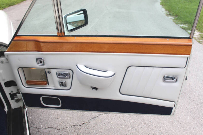 1989 Rolls-Royce Corniche