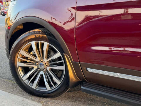 2019 Ford Explorer Platinum