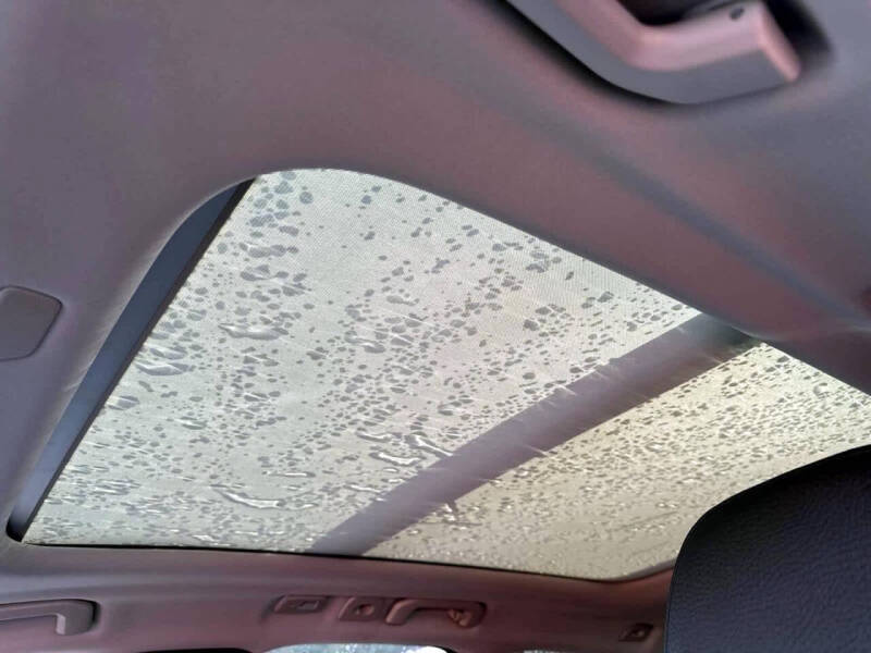 2025 Volvo XC60 B5 Plus Dark Theme