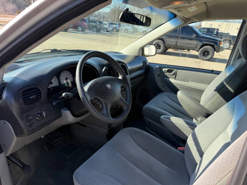 2005 Dodge Grand Caravan SE