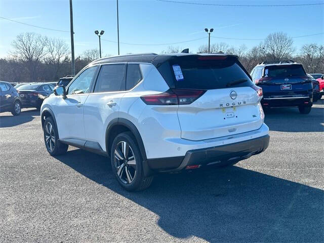 2025 Nissan Rogue SL