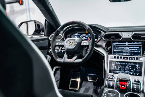 2024 Lamborghini Urus Performante