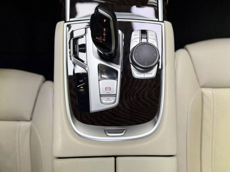 2021 BMW 7 Series 750i xDrive