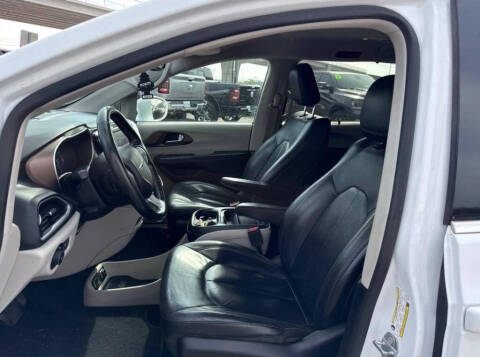 2019 Chrysler Pacifica Touring L