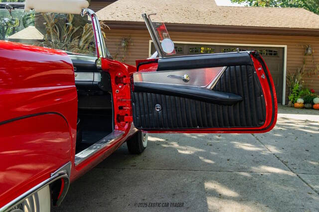 1956 Ford Thunderbird