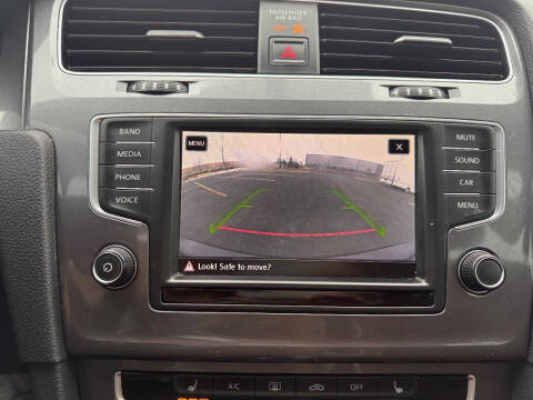 2017 Volkswagen Golf Alltrack TSI S 4Motion