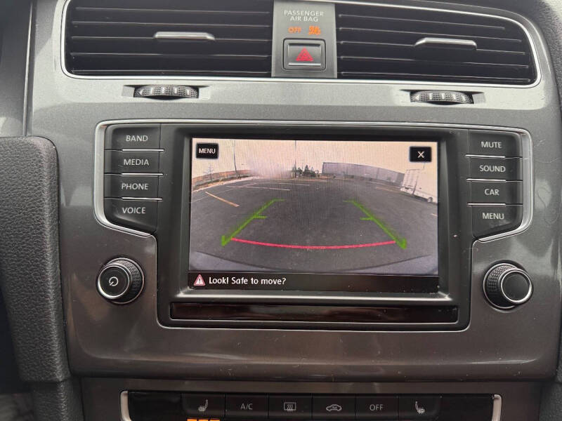 2017 Volkswagen Golf Alltrack TSI S 4Motion