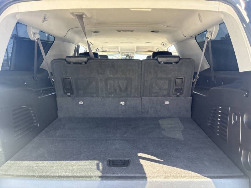 2017 Chevrolet Suburban LT