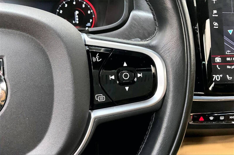 2020 Volvo V90 Cross Country T6