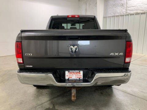2017 RAM 1500 SLT