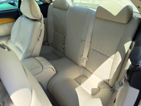 2004 Lexus SC 430