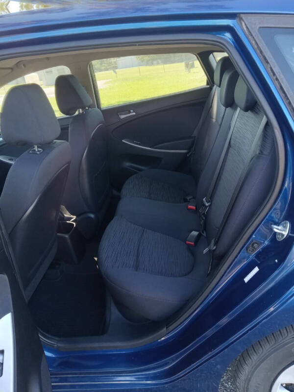 2017 Hyundai Accent SE