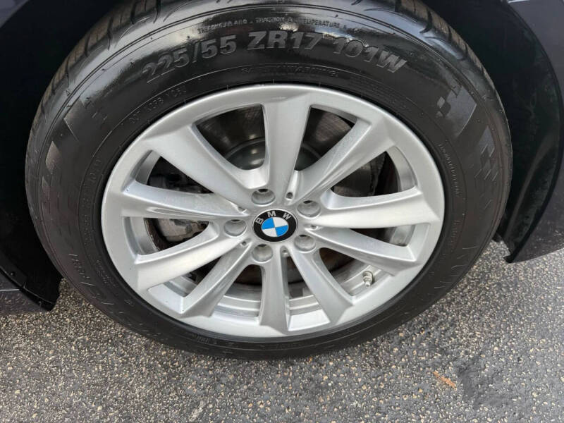 2016 BMW 5 Series 528i