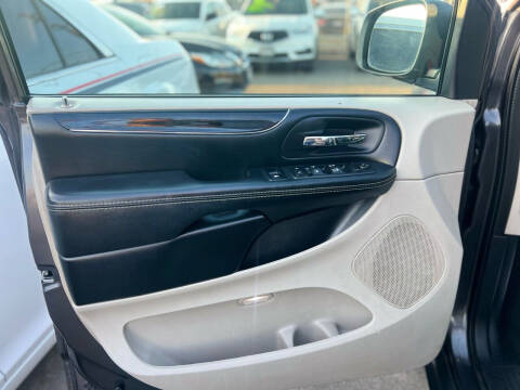 2017 Dodge Grand Caravan SXT