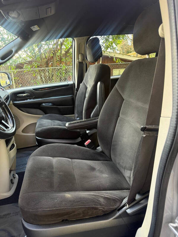 2016 Dodge Grand Caravan SE