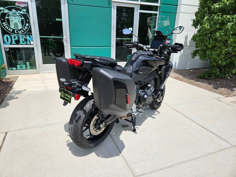 2025 Yamaha Tracer 9