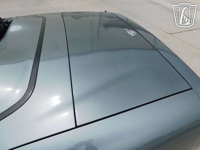 2004 Chevrolet Corvette