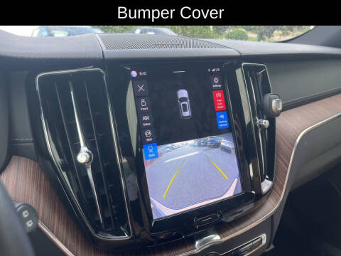 2023 Volvo XC60 B5 Ultimate Bright Theme
