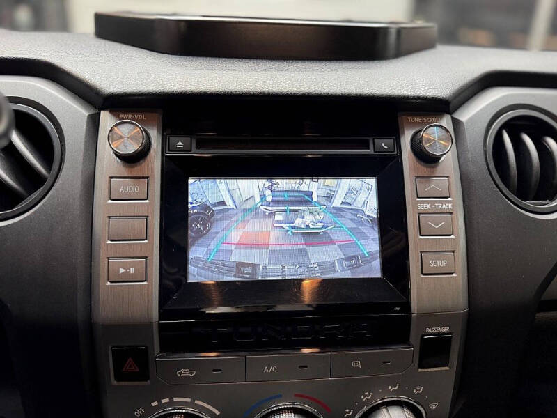 2015 Toyota Tundra SR5