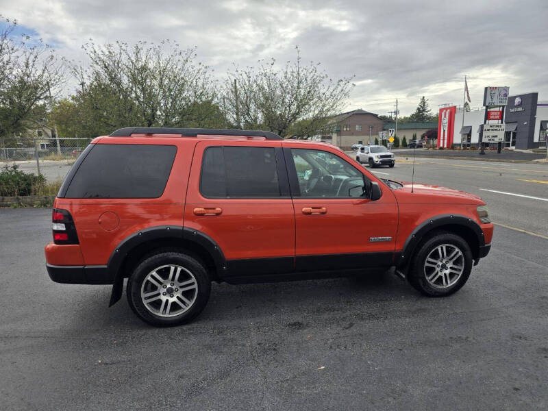 2007 Ford Explorer XLT photo 4