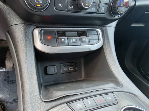 2020 GMC Acadia SLT