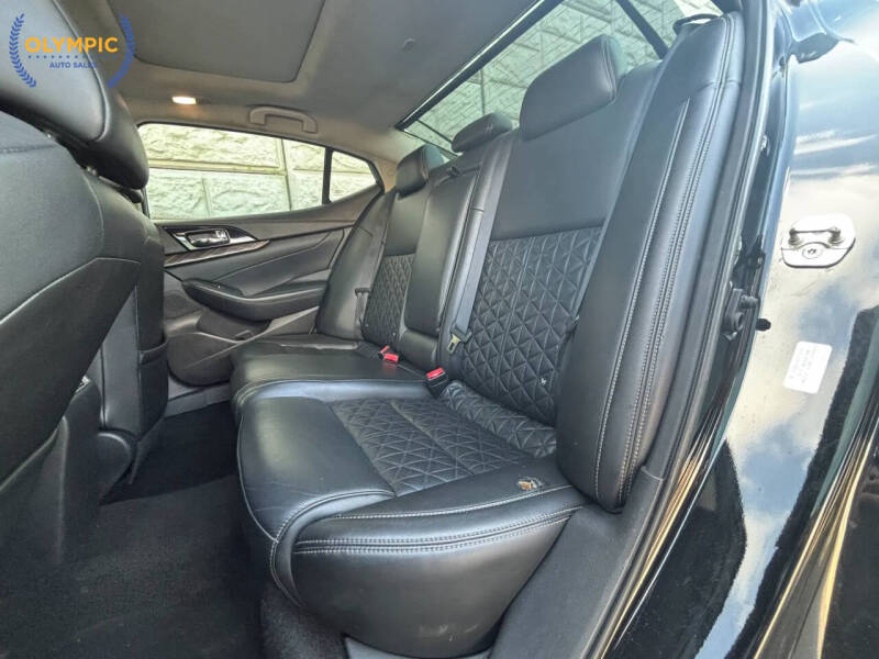 2016 Nissan Maxima Platinum