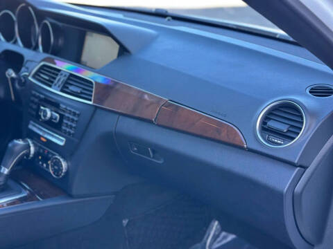 2015 Mercedes-Benz C-Class C 250