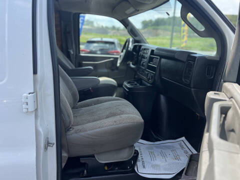 2016 GMC Savana 3500