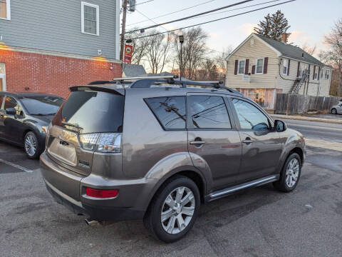 2012 Mitsubishi Outlander SE