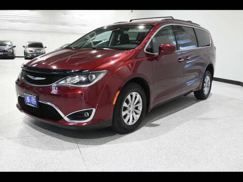 2018 Chrysler Pacifica Touring Plus