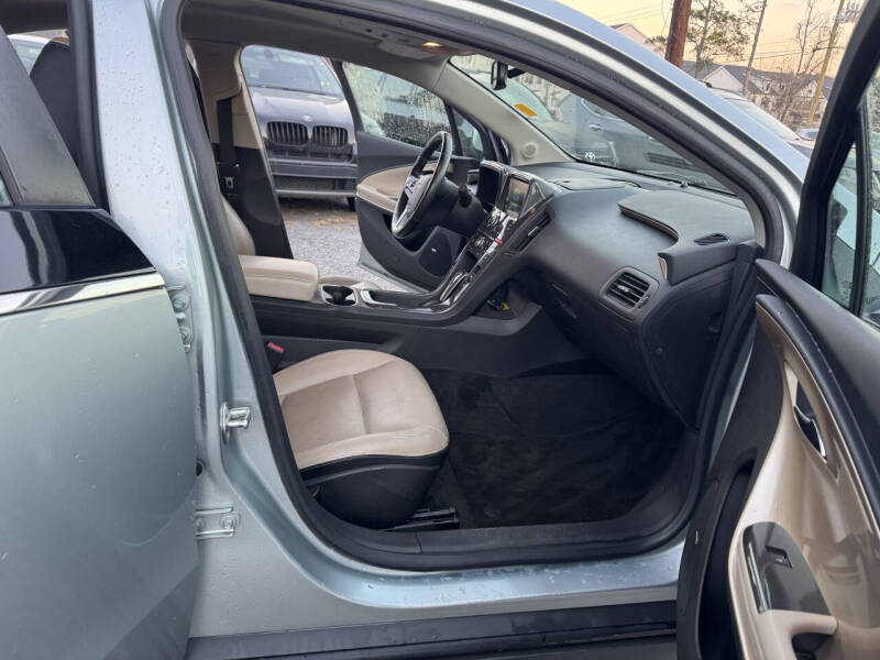 2011 Chevrolet Volt Premium