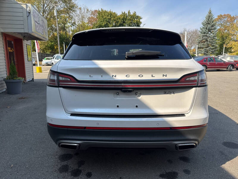 2019 Lincoln Nautilus Reserve