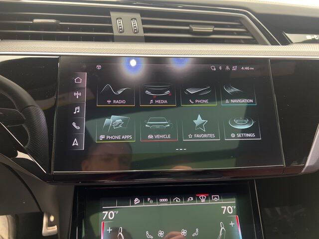 2024 Audi SQ8 e-tron quattro Prestige