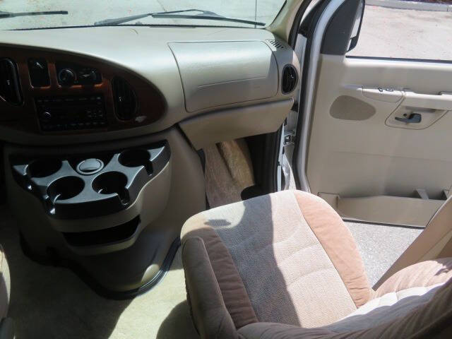 2006 Ford E-Series E-350 SD