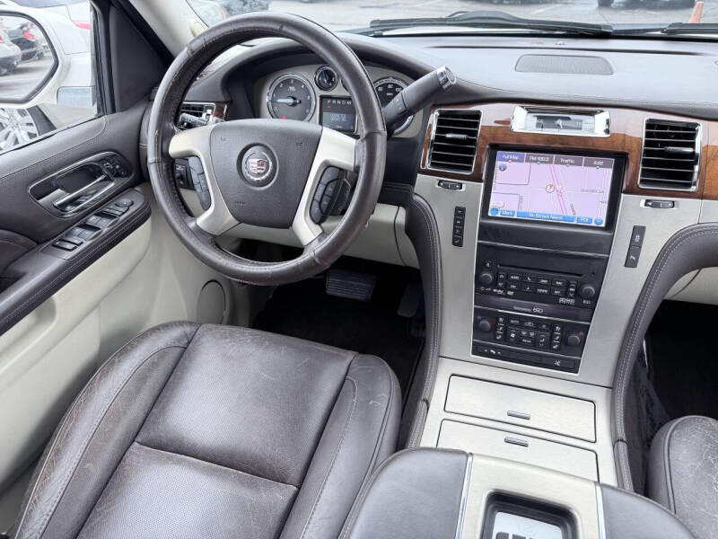 2013 Cadillac Escalade ESV Platinum Edition