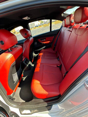 2013 BMW 3 Series 328i