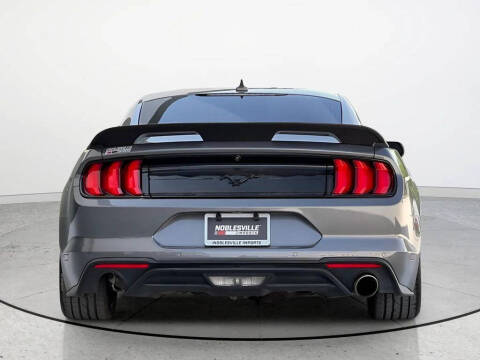 2022 Ford Mustang EcoBoost