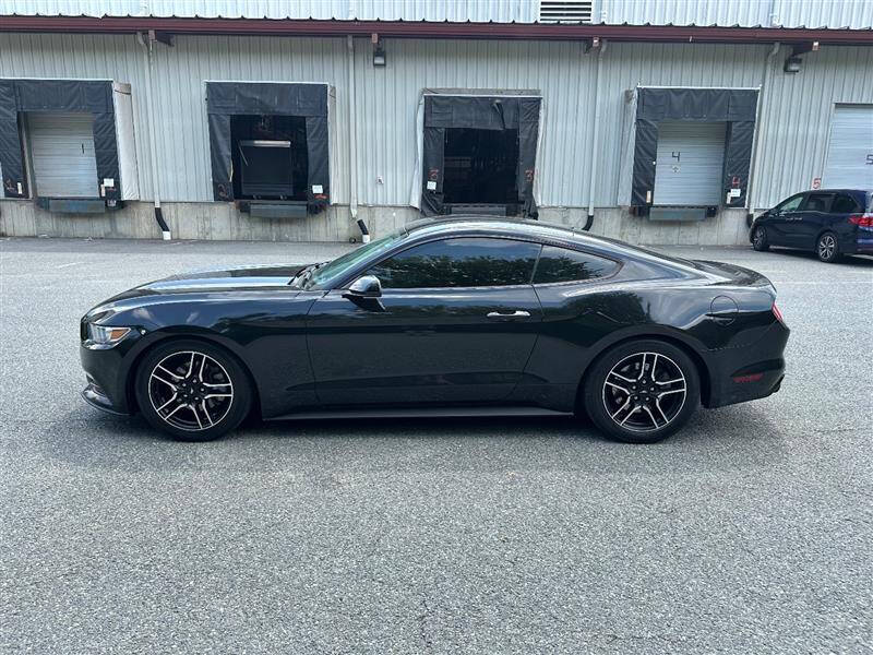 2017 Ford Mustang V6