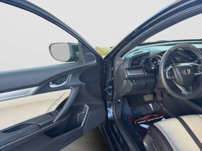 2016 Honda Civic LX-P
