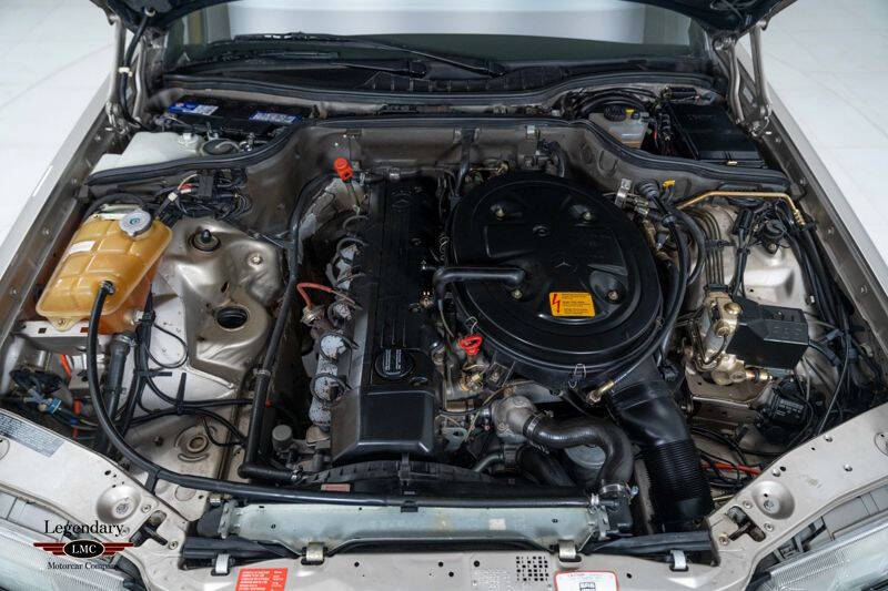 1991 Mercedes-Benz 300-Class